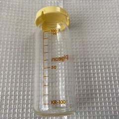 新生児用哺乳瓶の画像