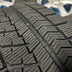 募集中　15インチ　205/65R15スタッドレスタイヤホイールセットの画像