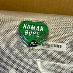 HUMAN HOPE ラグ　の画像