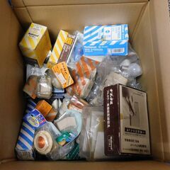 各種電気工事部材色々　長期保存品の画像