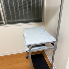 パソコンラックの画像