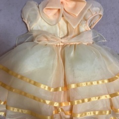 90から100cmくらい、ドレスの画像