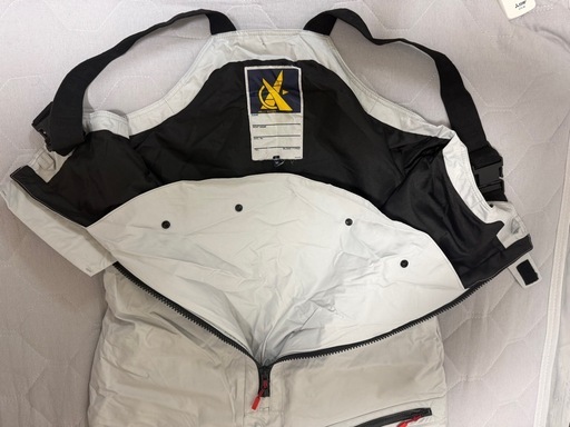 HELLY HENSEN スキー スノーボードオーバーオール Mサイズ