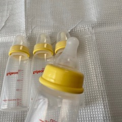 ピジョン哺乳瓶(200ml)4本セットの画像