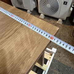 LOWYA（ロウヤ）家具 デスク（140×70）タップ収納付き ワークデスク 木目調 定価14,000円 → 6600円の画像