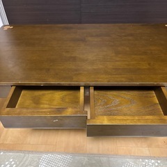 ベルメゾン　ミッキー　テーブル　引き出し付きの画像