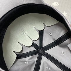 タグ付き　キャップ　ぼうしの画像