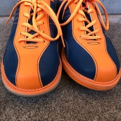 美品　22.0cm ラウンドワン　ボウリングシューズ　黒×オレンジの画像