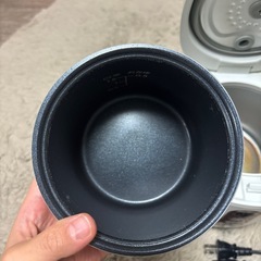 12月末まで限定品　スモーキーカラー炊飯器　付属品ありの画像
