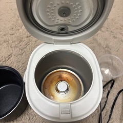 12月末まで限定品　スモーキーカラー炊飯器　付属品ありの画像