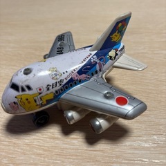 ANA 全日本空輸 ポケモンジェット プルバック J8964の画像