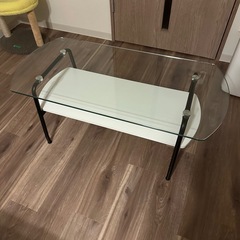 【美品】ニトリ　ガラステーブルの画像