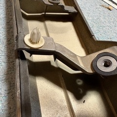 ジャンク！エスクァイア　前期　リアガーニッシュ（スモークメッキ）の画像