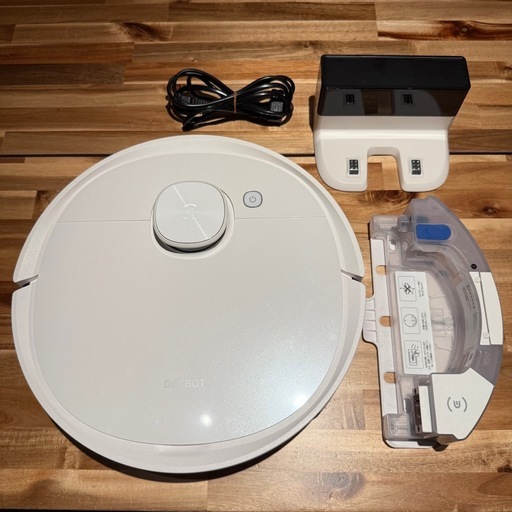 【ジャンク品（故障品）】DEEBOT T9+と付属品 ロボット掃除機 ECOVACS DEEBOT T9+ ジャンク