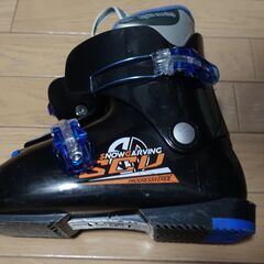小学生　スキー靴　22cmの画像