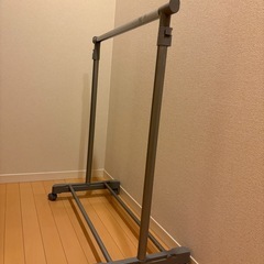 洗濯物干し、スチールラックの画像