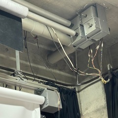 撮影スタジオ用 背景昇降機一式の画像