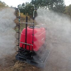 中古 共立クローラスプレーヤ CHS360 タンク容量350L ノズルCNK2付き 自走式 動力噴霧機 動噴 農機具の画像