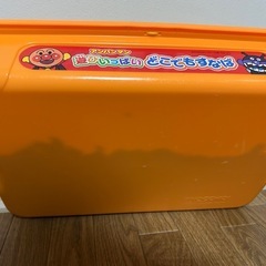 アンパンマン 遊びいっぱいどこでも砂場 お砂遊びセット 砂付きの画像