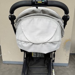 combi ベビーカー メチャカルハンディ オート4キャス compactの画像