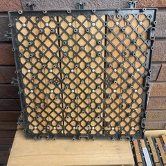 ジョイントウッドタイル デッキ30 NTS 57枚の画像