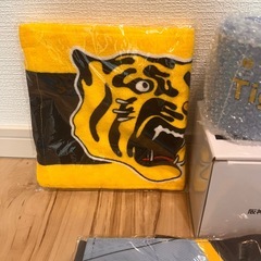 非売品 ジョーシン 阪神タイガース  ユニフォームトートバッグ マグカップ タオルの画像