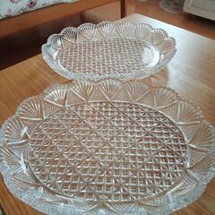 クリスタルガラス　レトロ皿　２枚の画像