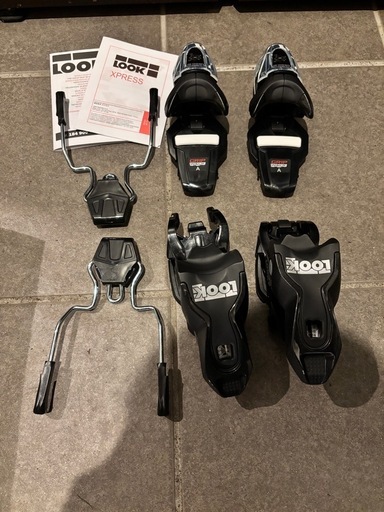 SWALLOW スワロースキー板 ＜2024＞板新品、ビンディング新品
