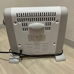 2009年製　電気ストーブ　の画像