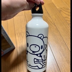 水筒　ボトル　カラビナ付き　くまの画像