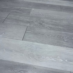 フロアタイル約6畳分の画像