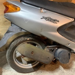 グランドアクシス100 ベース車　部品取りの画像