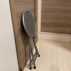 スチールチェア
の画像