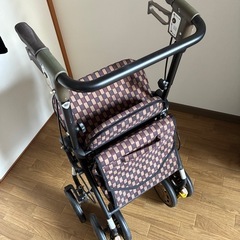 シルバーカー　手押し車の画像