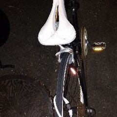 スポーツタイプ自転車　空気抜けてますが空気入れれば普通に走れます。の画像