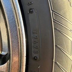 スタッドレスタイヤ4本セットホイール付の画像