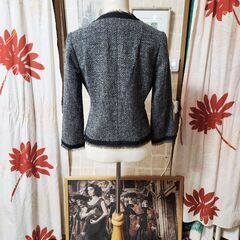 INED(イネド) ゆったり大き目のサイズ感。すっきり美人スタイルのジャケット、いかがでしょうか？の画像