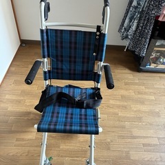 シルバーカー　手押し車
の画像