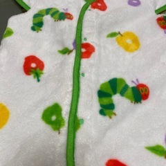 エリックカール はらぺこあおむし フリーススリーパー80-95サイズ
の画像