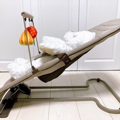 【Richell★リッチェル】 赤ちゃん用バウンシングシート☆おもちゃ付きバウンサーの画像