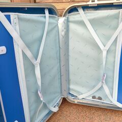 【中古】水色スーツケース　大型の画像