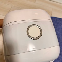 TOSHIBA 3合 東芝 炊飯器 RC-5XLの画像