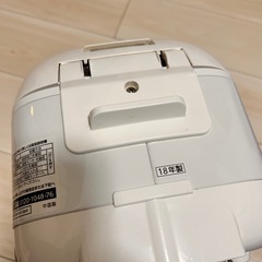 TOSHIBA 3合 東芝 炊飯器 RC-5XLの画像