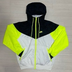🟢 NIKE/OAKLEYのオリジナルブランドのメンズウェア5点セットですの画像