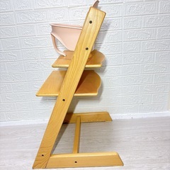 1000円お値下げしました！［美品✨］  六角レンチで簡単調整✨  ストッケ  トリップトラップ ベビーセット付　 6ヶ月から〜大人まで🎁ベビー用品100点以上在庫あり！の画像