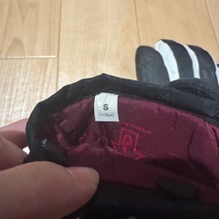 【美品】(12/5まで) DAKINEスキー/ボード.手袋の画像