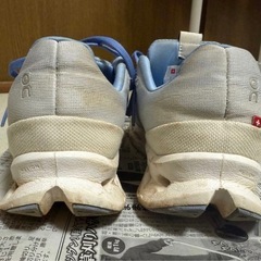 on クラウドサーファー 24.5cmの画像