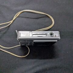 デジタルカメラ　日立　3.1メガピクセルの画像