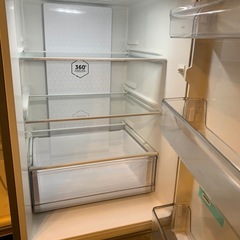 使用一カ月　
335リットル大型冷蔵庫の画像