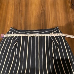 ボトムスの画像